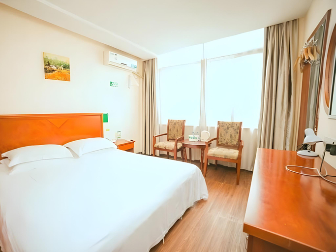 Bedroom 2, GreenTree Inn Yangzhou Slender West Lake Wencheng Attic Express Hotel, Yangzhou