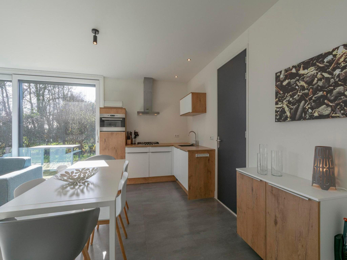 Others 5, Bungalow near Dutch Beach and Bulb Fields, Zijpe