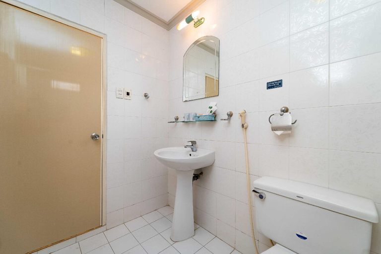 Bathroom 4, Belvilla Comfort Stays Near Bui Vien Wal, District 1