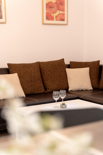 Others 4, Tisza-lak Apartmanhazak, Tiszafüred