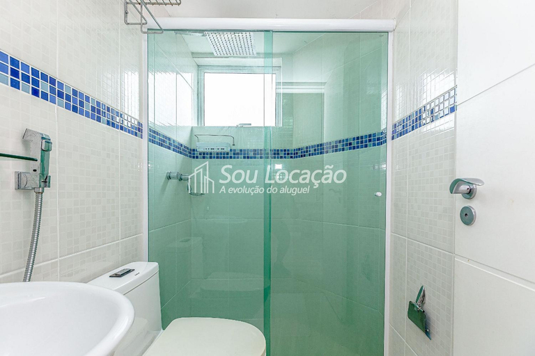 Bathroom 2, Aqui voce se hospeda e garante total privacidade, alem de conforto, praticidade e seguranca, Curitiba