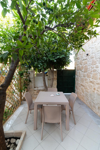 Others 4, Petra Vori Studio, Faistos