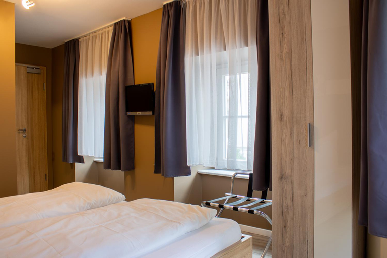 Bedroom 2, City Garni Hotel, Ostallgäu