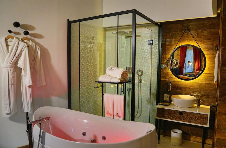 Bathroom 4, Cephanelik Butik Hotel, Merkez
