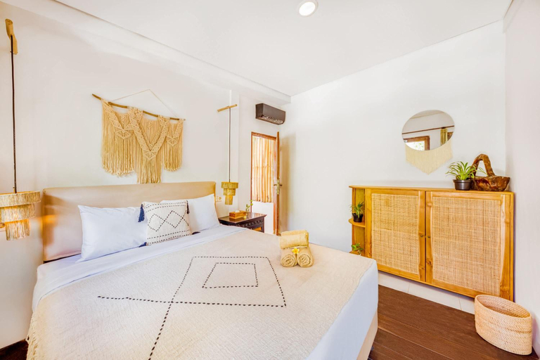 Bedroom 2, Villa Inka - 6BDR with private Pool & Garden, Badung