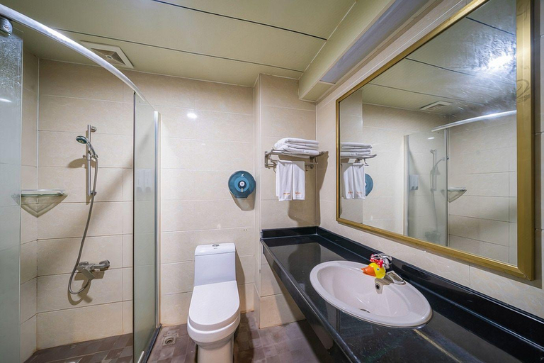Bathroom 2, Haoquan Hotel, Foshan