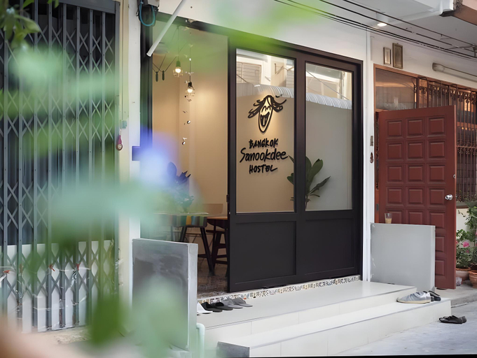 Exterior & Views 1, Bangkok Sanookdee Hostel, Khlong San