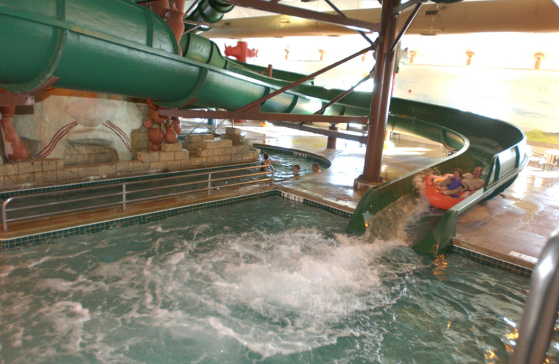 Sport & Beauty 2, DoubleTree by Hilton Owatonna, Steele