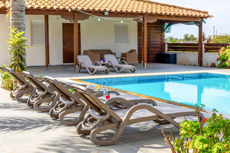 Sport & Beauty 5, Cape Greco Palm Trees Villa