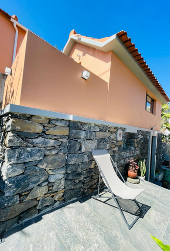 Others 1, Cozy House, Funchal