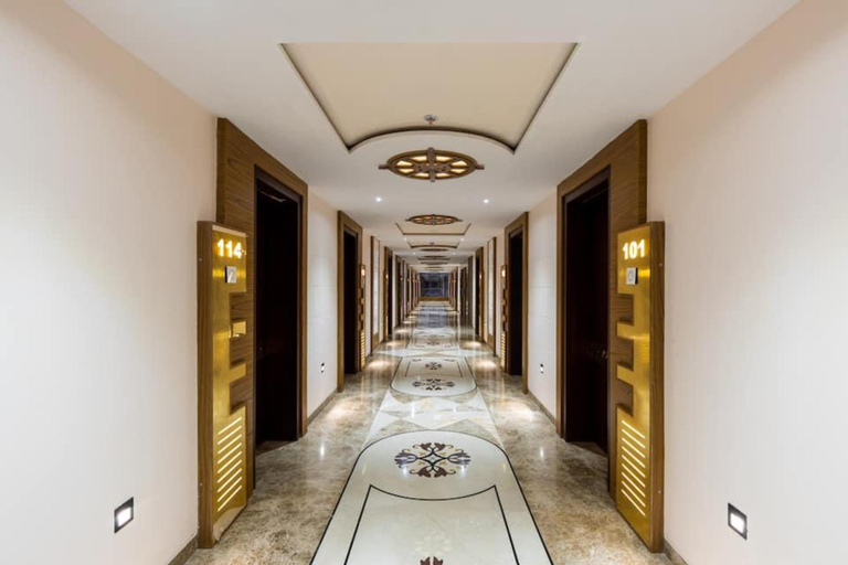 Others 5, Hotel President, Ujjain