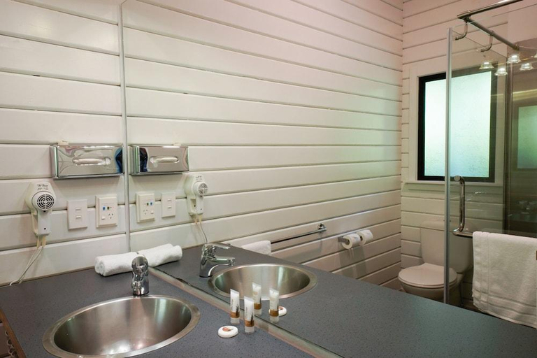 Bathroom 4, The Portage Resort, Marlborough
