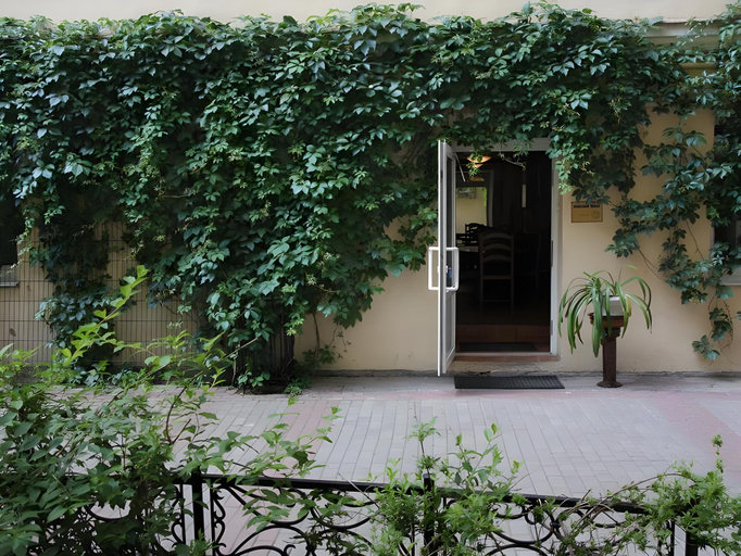 Others 5, Nevsky Mayak Hotel, Sankt-Peterburg gorsovet