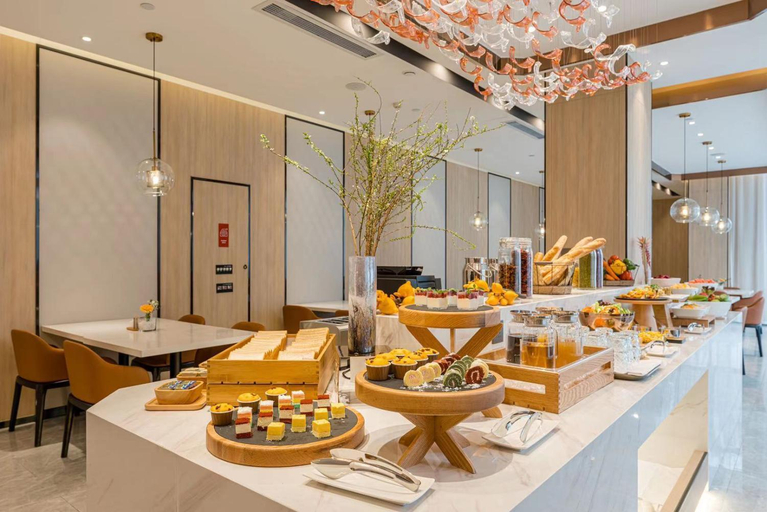 Food & Drinks 4, Atour Hotel Hangzhou Linping Chongxian Shangyi Plaza, Hangzhou