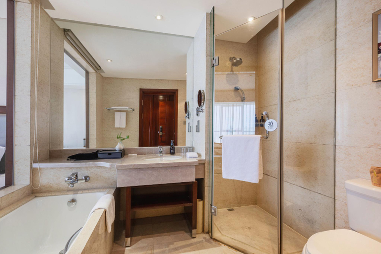 Bathroom 3, Yu Kun Melton Hotel Jurong, Zhenjiang