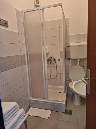 Others 4, Apartmani Belobrk Potocnica Pag, Novalja