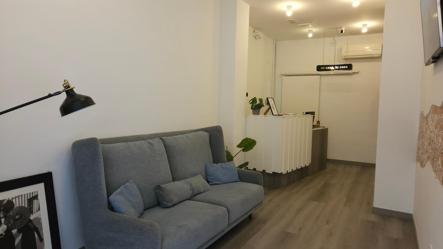 Public Area 3, Hey Lola Hostel, Barcelona