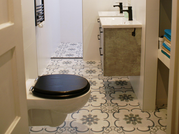 Bathroom 3, Holiday Home Paesens near Wadden Sea, Dongeradeel