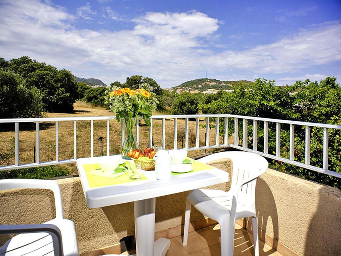 Others 5, Apartment near Sandy Beaches, Haute-Corse