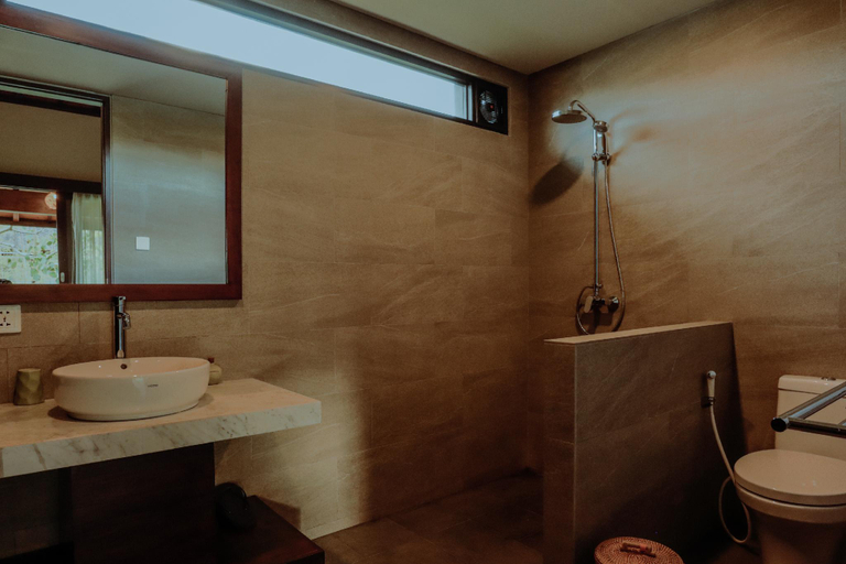 Bathroom 4, K Ko Surf Village at Keramas, Gianyar
