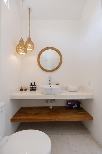 Bathroom 4, Mata Biru Villa by Betterplace, Badung