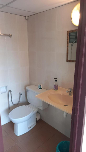 Bathroom 2, Siput Ferringhi 118, Pulau Penang