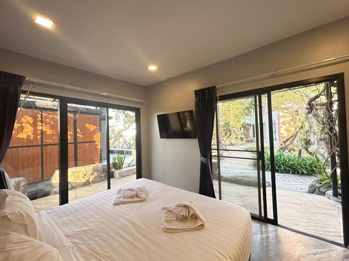 Bedroom 1, Uthaithani Resort, Nong Khayang