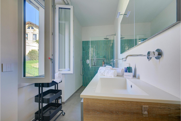 Bathroom 5, Villa La Rocca, Varese