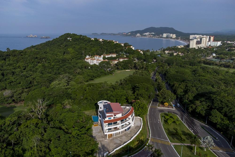 Others 5, La Loma Suites, José Azueta