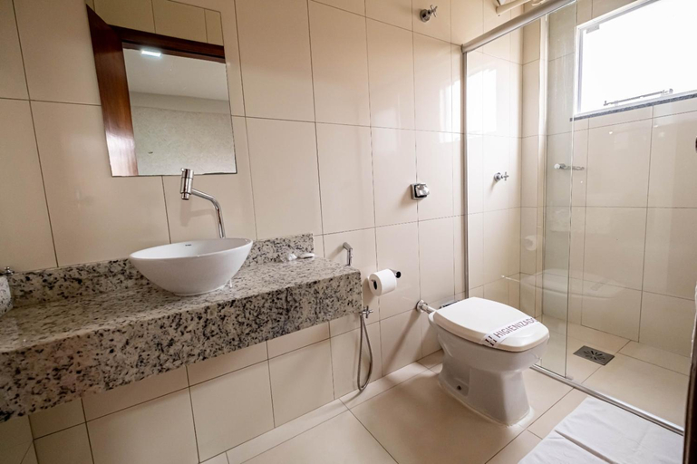 Bathroom, ARCA'S EXPRESS HOTEL, Toledo