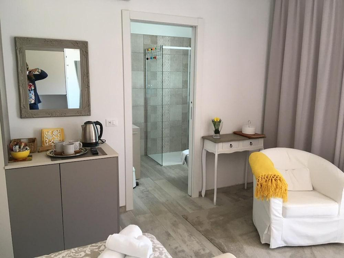 Bedroom 4, Villa Josephine B&B, Brescia