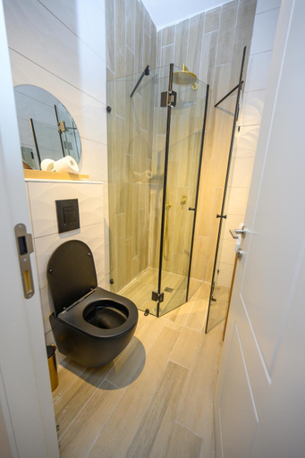 Bathroom 5, מלון סול