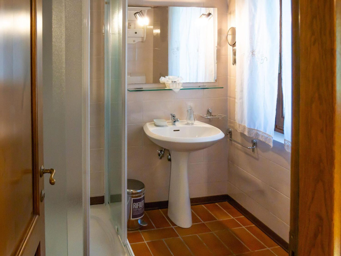 Bathroom 4, Montaione Charm Spacious Haven, Florence