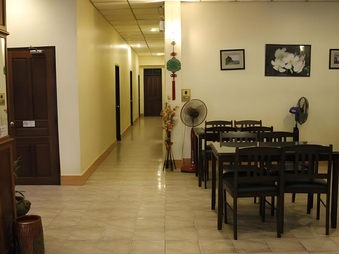 Public Area 2, Souvanna 2 Hotel, Vientiane