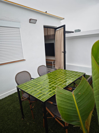 Others 5, Apartamentos Ribera del Rio 36, Cádiz