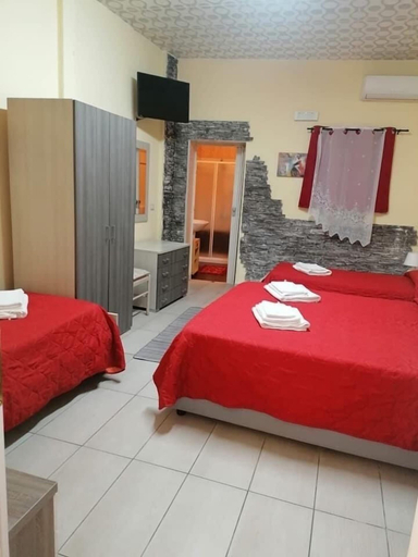 Bedroom 2, Golden Dreams B&B, Reggio Di Calabria