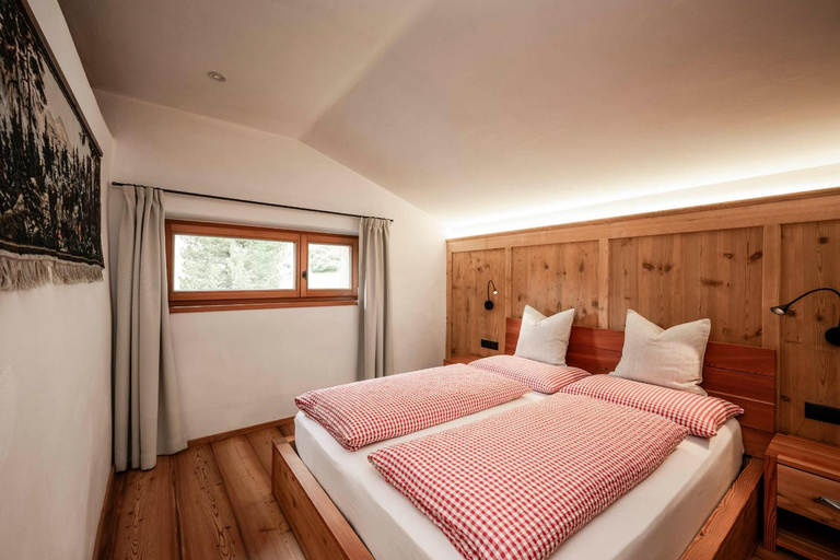 Bedroom 2, Lindemair, Bolzano