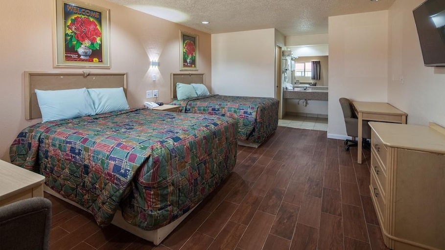Bedroom 4, Denver City Motel, Yoakum