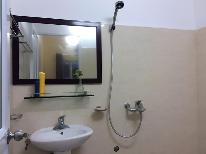 Bathroom 3, Van Long Family Homestay, Gia Viễn