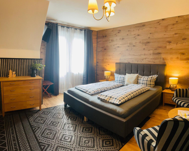 Bedroom 2, Pension Trautheim - Am Stadtpark, Goslar