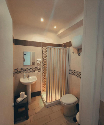 Bathroom, Neapolis center, Napoli