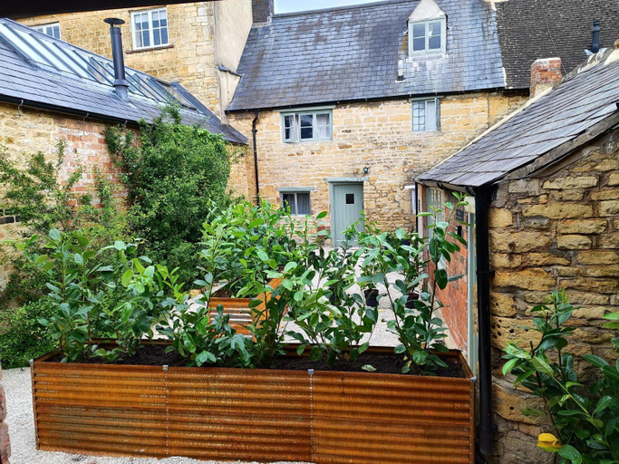 Exterior & Views 1, Cotswold Bankview, Gloucestershire