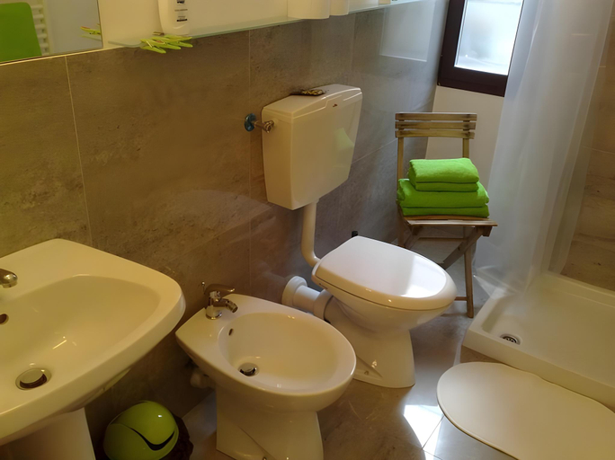 Bathroom 2, B&B Ca'cita, Torino