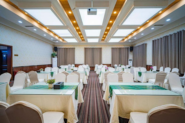 Business Facilities