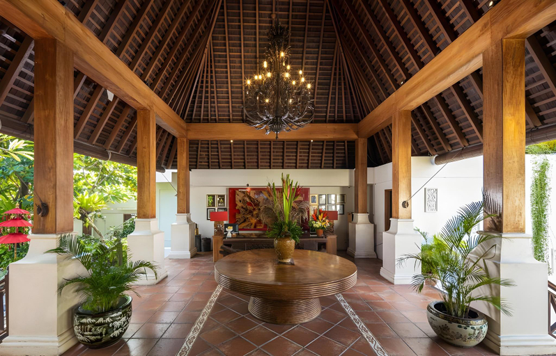 Public Area 2, Modern 1BR w/ pool near Petitenget Beach Seminyak, Badung