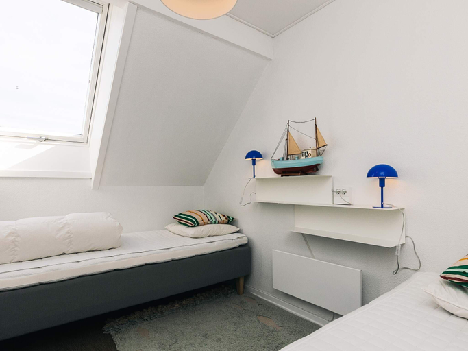 Bedroom 2, person holiday home in Borre, Vordingborg