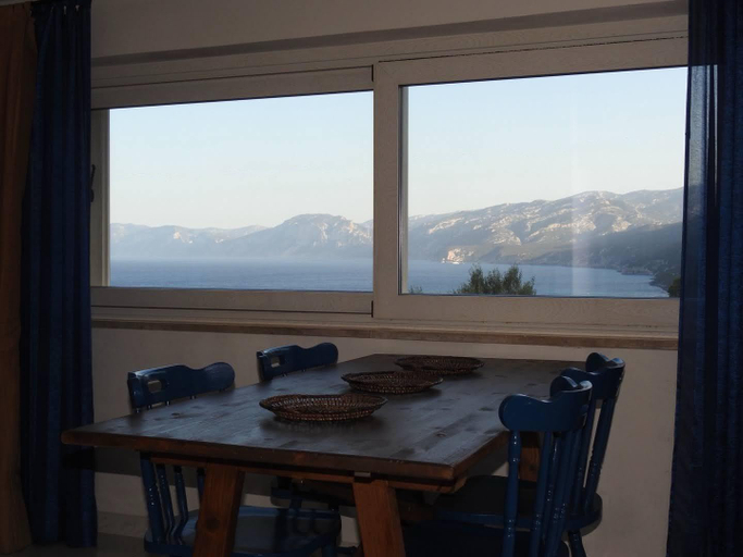 Others 5, Casa Gianni Cala Gonone Mare, Nuoro