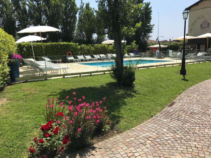 Swimming pool 4, Residence Prunali, Lucca