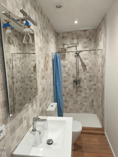 Others 4, Canyelles Apartament, Girona