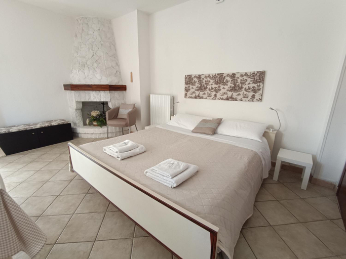 Bedroom 2, Casa Latiini 1-2, Latina
